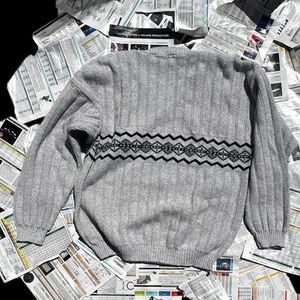 Light Gray v-neck knitted sweater